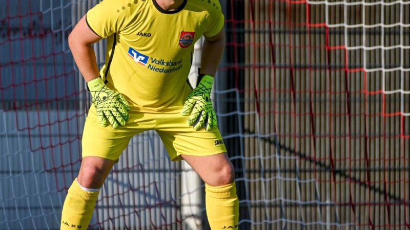 Am Sonntag kommt Aufsteiger Frintrop: Rückschlag für Sonsbecks Torhüter Jan Fauseweh