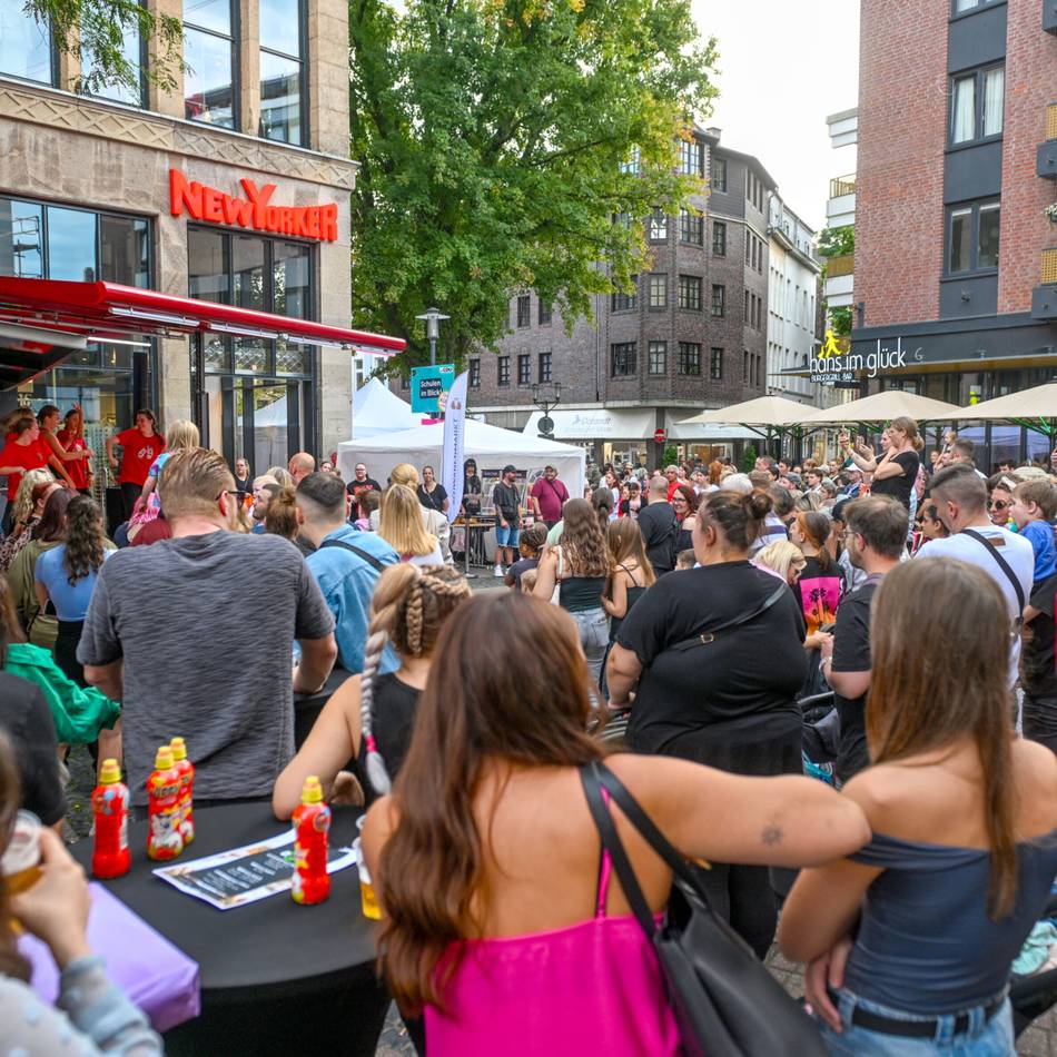 „Krefeld Pur“ & „Krefelder Laufmasche“: So anziehend: Das Modewochenende in der City