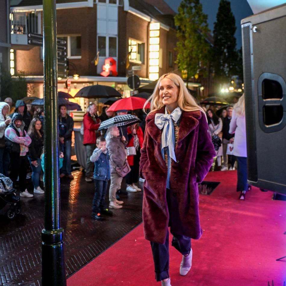Veranstaltung in der Innenstadt: Modenschau am Abend  – so war die Nacht der Trends in Kevelaer