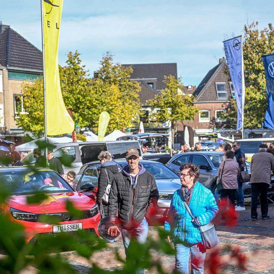 Verkaufsoffener Sonntag in Straelen: Mobilitätsschau und Herbstmarkt in Straelen