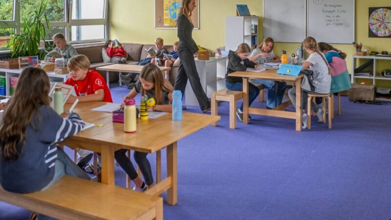 Keine Hausaufgaben, kein Lehrerzimmer, alle Abschlüsse: Eine Schule als „besondere Lern- und Lebenswelt“