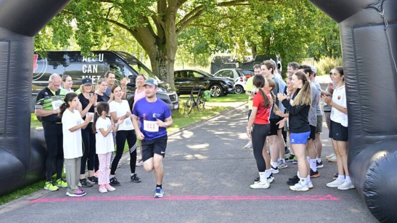 Rotary-Event in Mönchengladbach: „Laufen, schwitzen, helfen“ – Nierslauf bringt vierstellige Spendensumme