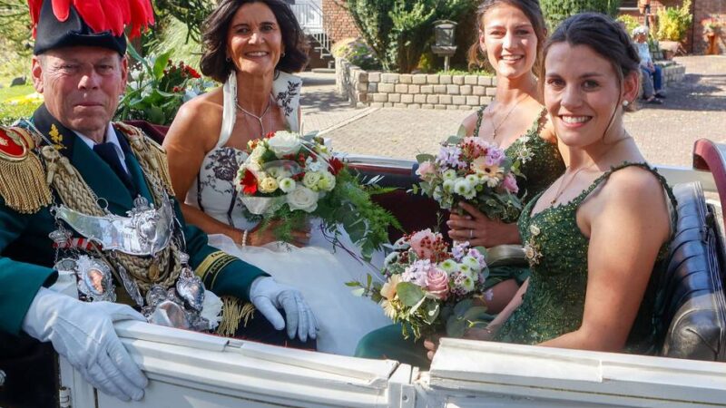 Brauchtum in Krefeld: Strahlender König wirbt für Schützentradition in Oppum