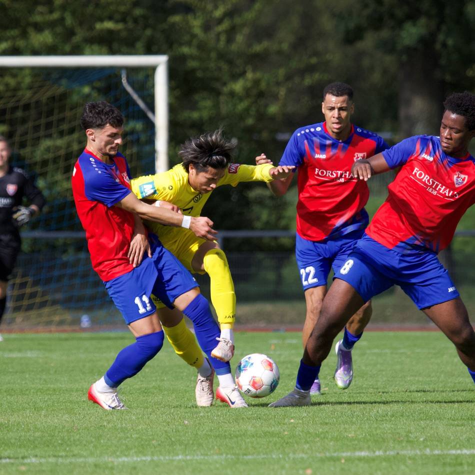 Sieg bei St. Tönis: Zwischen Langeweile und Aufreger – KFC Uerdingen gewinnt im Derby