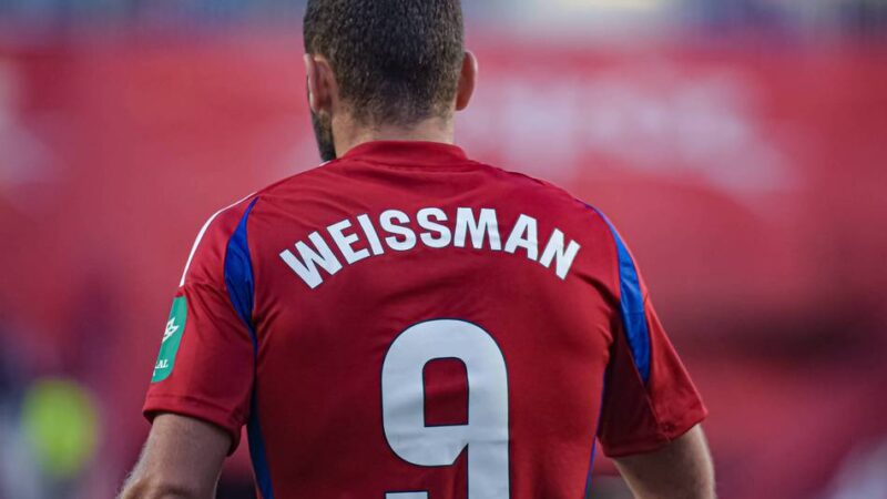 Neuer Klub für umstrittenen Stürmer: Nach Fortuna-Absage – Shon Weissman kehrt nach Österreich zurück