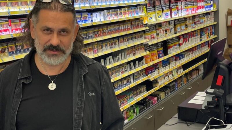 Eine Büdchen-Dynastie: Neuer Kiosk in Klever Innenstadt eröffnet