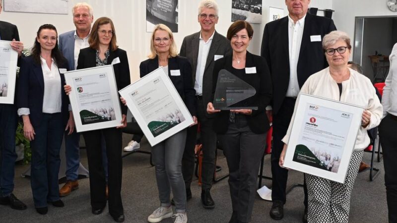 Betriebsgemeinschaft in Radevormwald: Gesundheitspreis für Rader Unternehmen