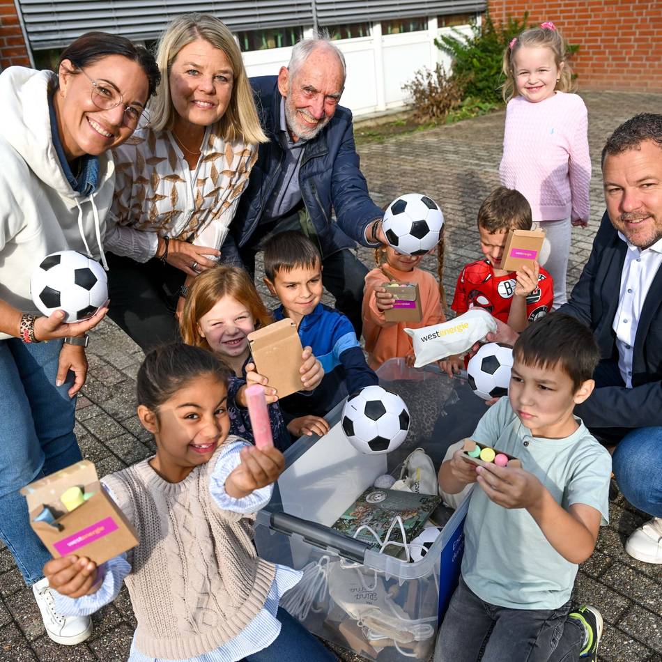 Spiele für die Pausen in Weeze: Grundschule Marienwasser freut sich über Bewegungspaket