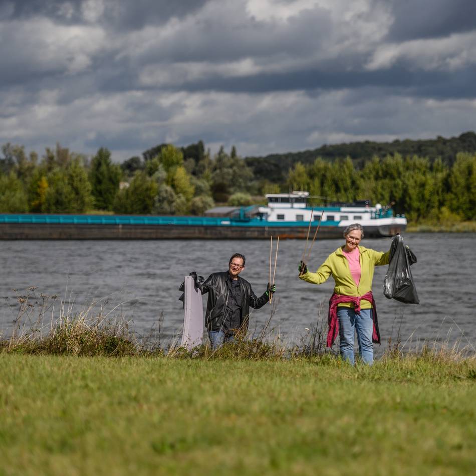 Müll am Rhein gesammelt: So ertragreich war der „RhineCleanUp“ in Kleve