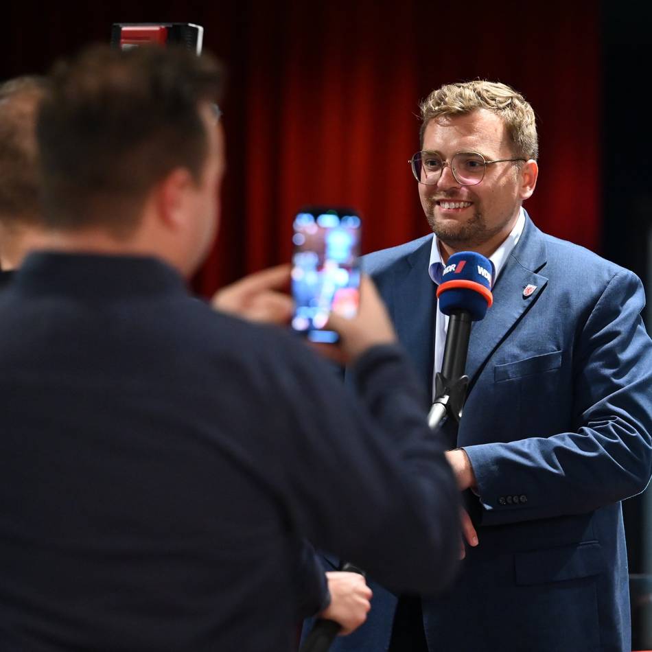 Kommunalwahl in Radevormwald: Vujinovic knapp vorne – Stichwahl in Rade