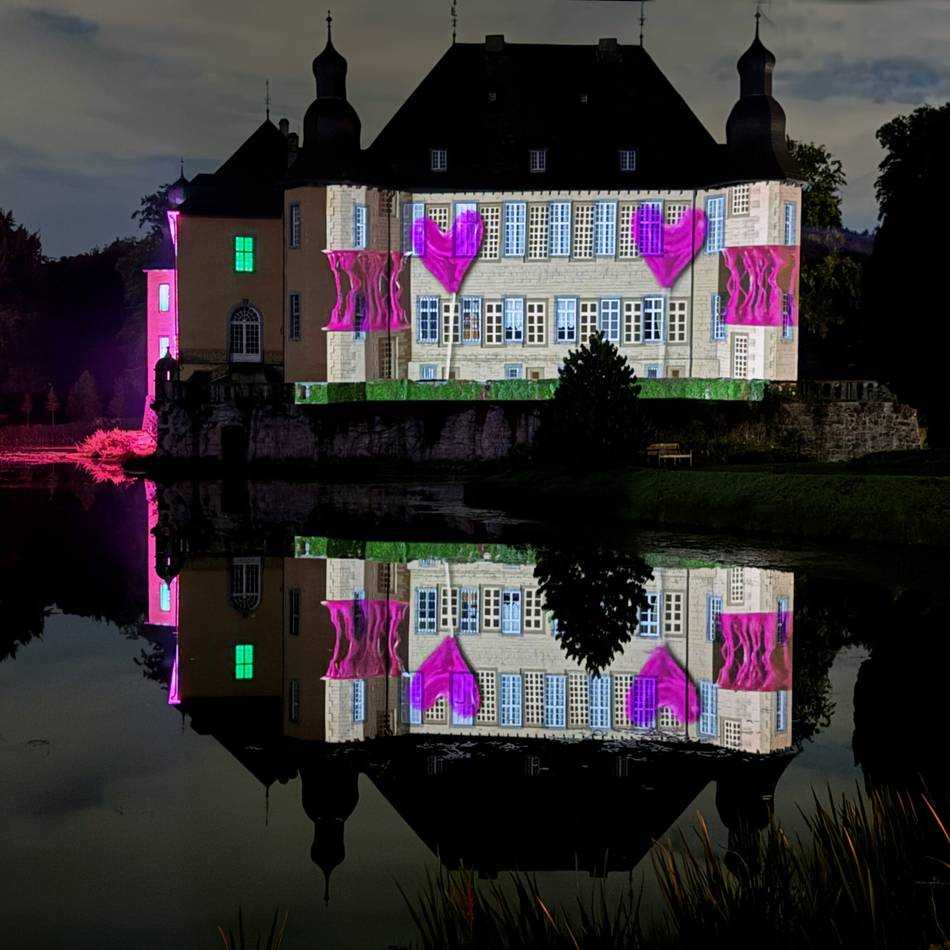 Auftakt am Freitagabend: Schloss Dyck wird zur Bühne für Lichtkunst