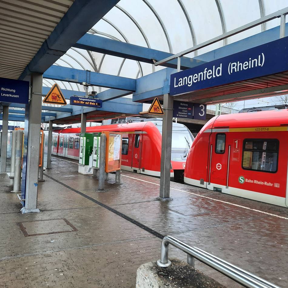 Betrifft Langenfeld und Monheim: Pro Bahn kritisiert geplante Verteuerung der Tickets im ÖPNV