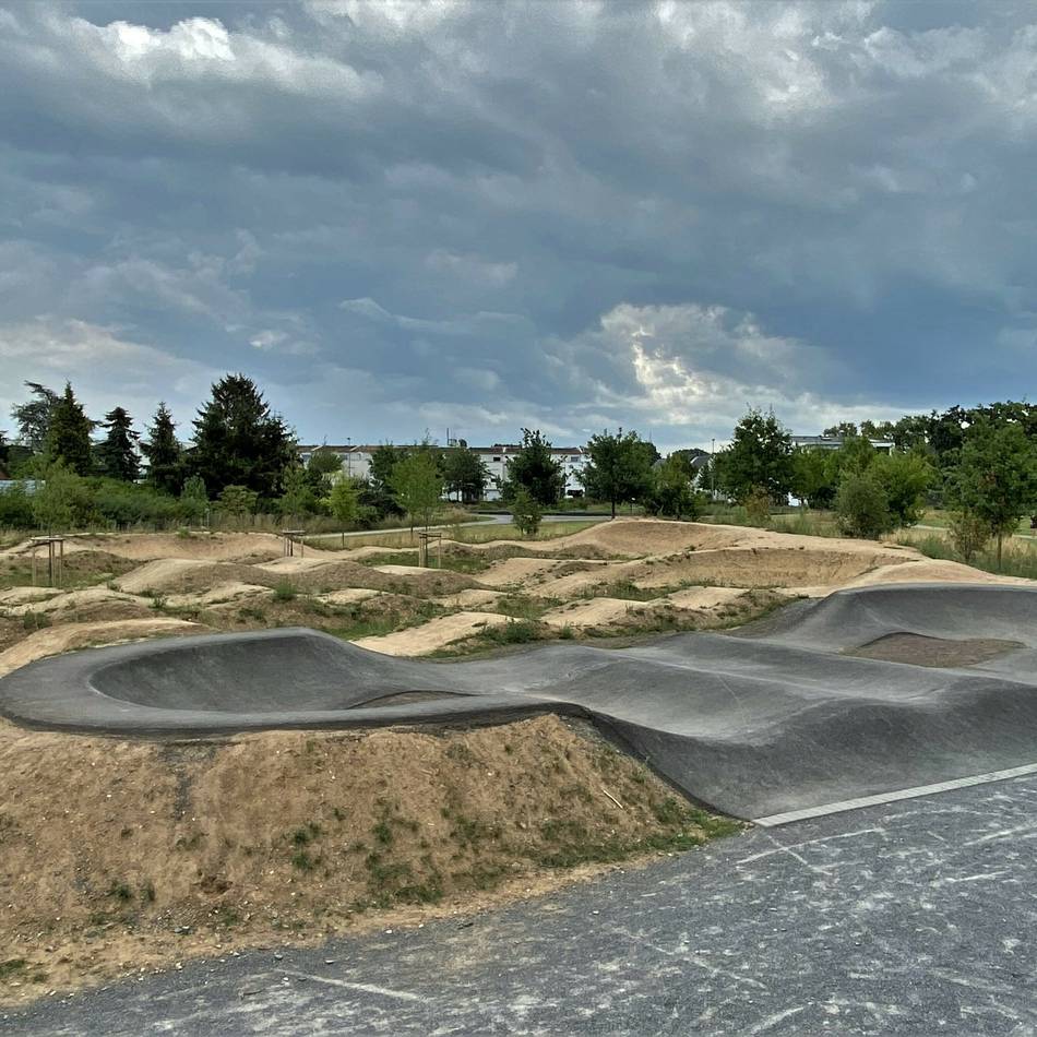 Aktion in Meerbusch: Jugendliche sind bei „Create and Skate“ in Strümp gefragt