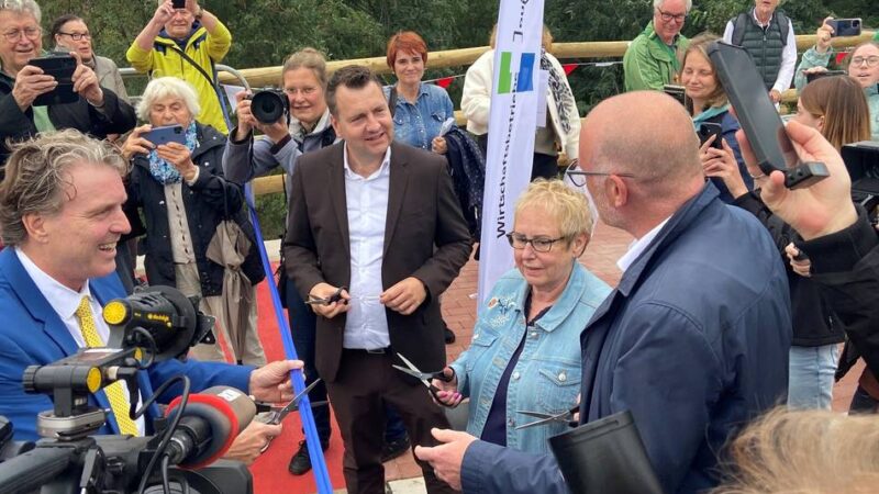 Cölve-Brücke eröffnet: „Die Umwege haben Zeit und Nerven gekostet, damit ist jetzt Schluss“