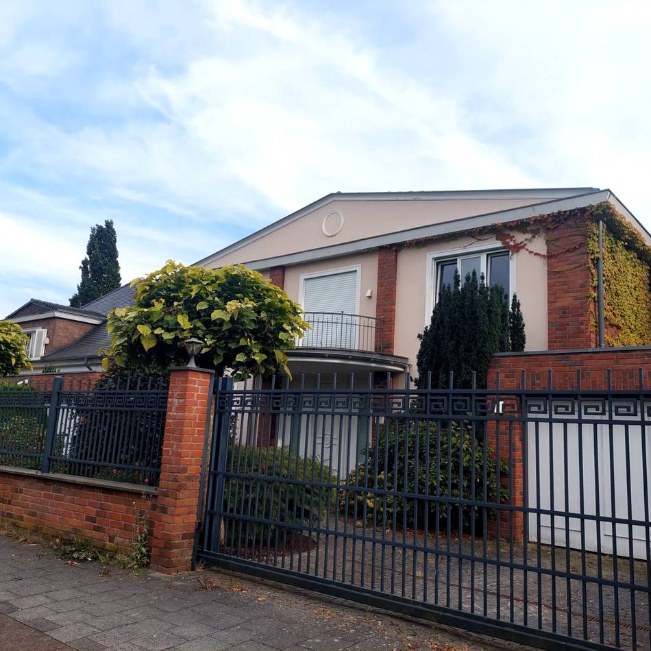 Immobilien in Meerbusch: Wer ersteigert die Villa aus Meererbusch?