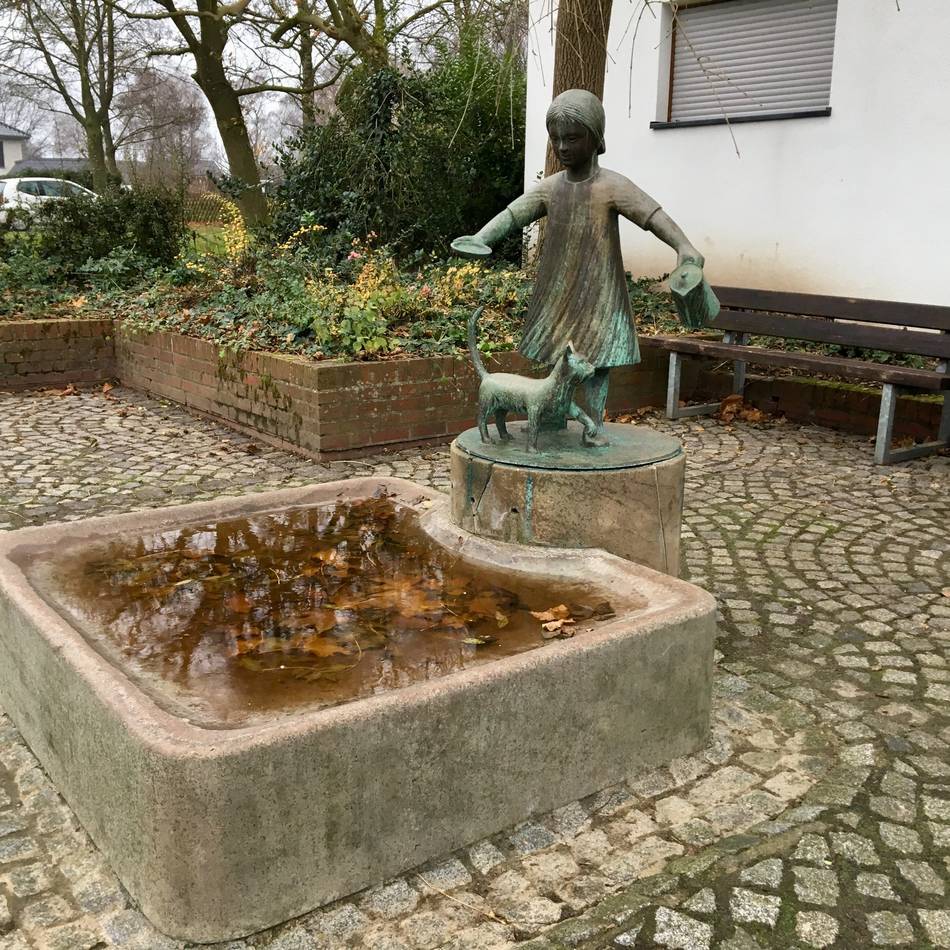 120 Kilo schwere Statue: Dorfwahrzeichen von Granterath gestohlen – „Wir sind fassungslos“