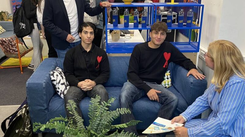 Neues Ladenlokal in der Krefelder Innenstadt: Ausbildungs-Pop-up-Store der IHK ist eröffnet