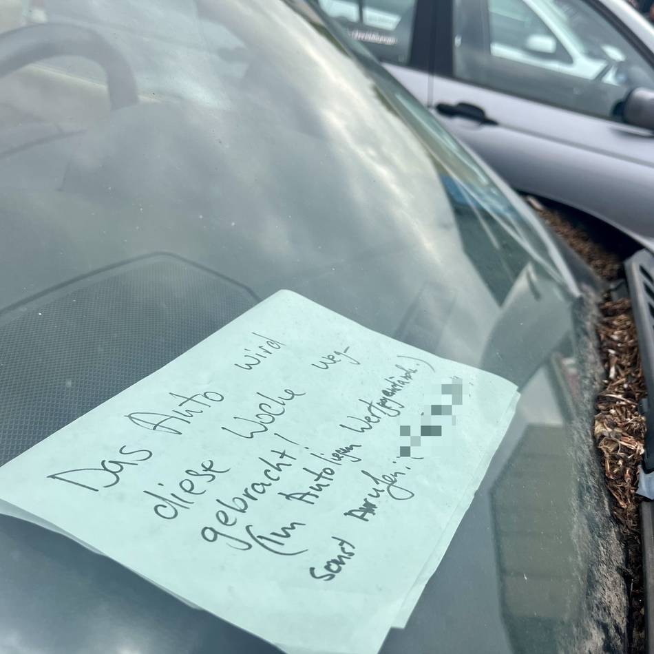 Verrostet am Straßenrand in Düsseldorf: Die Geschichten der zurückgelassenen Autos