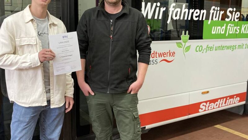 Von Handwerkskammer ausgezeichnet: Bester Azubi kommt von den Stadtwerken Neuss