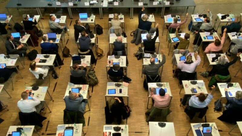 Neuverteilung nach der Kommunalwahl 2025: Warum der Meerbuscher Stadtrat nur noch 50 Plätze hat