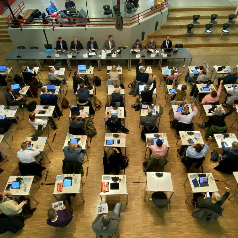 Neuverteilung nach der Kommunalwahl 2025: Warum der Meerbuscher Stadtrat nur noch 50 Plätze hat