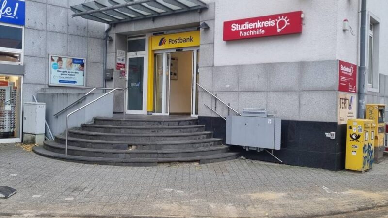Kreditinstitut in Erkelenz: Postbank-Filiale in Erkelenz schließt – was Kunden wissen müssen