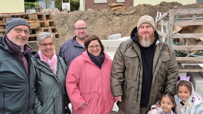 Genossenschaft investiert in Neuenhausen: Bauarbeiten am Steinacker im Fokus des Mieterfests