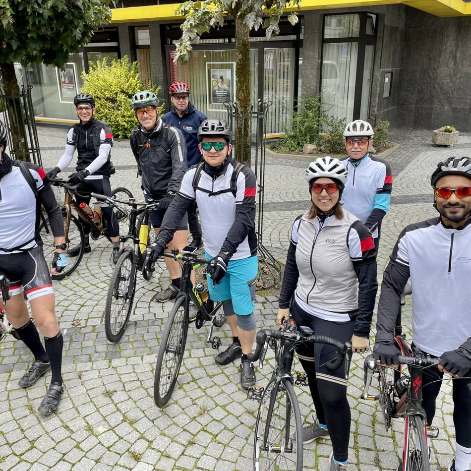 Aktion des Regionalbüros Bergisches Land: Ein sportliches Zeichen für Menschen mit Demenz