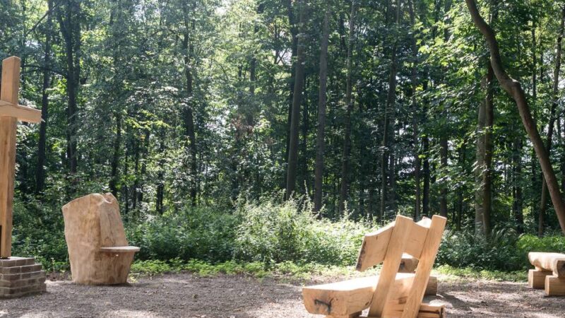 Im Fluss, im eigenen Garten oder als Diamant: Wie die Menschen in Dormagen bestattet werden wollen
