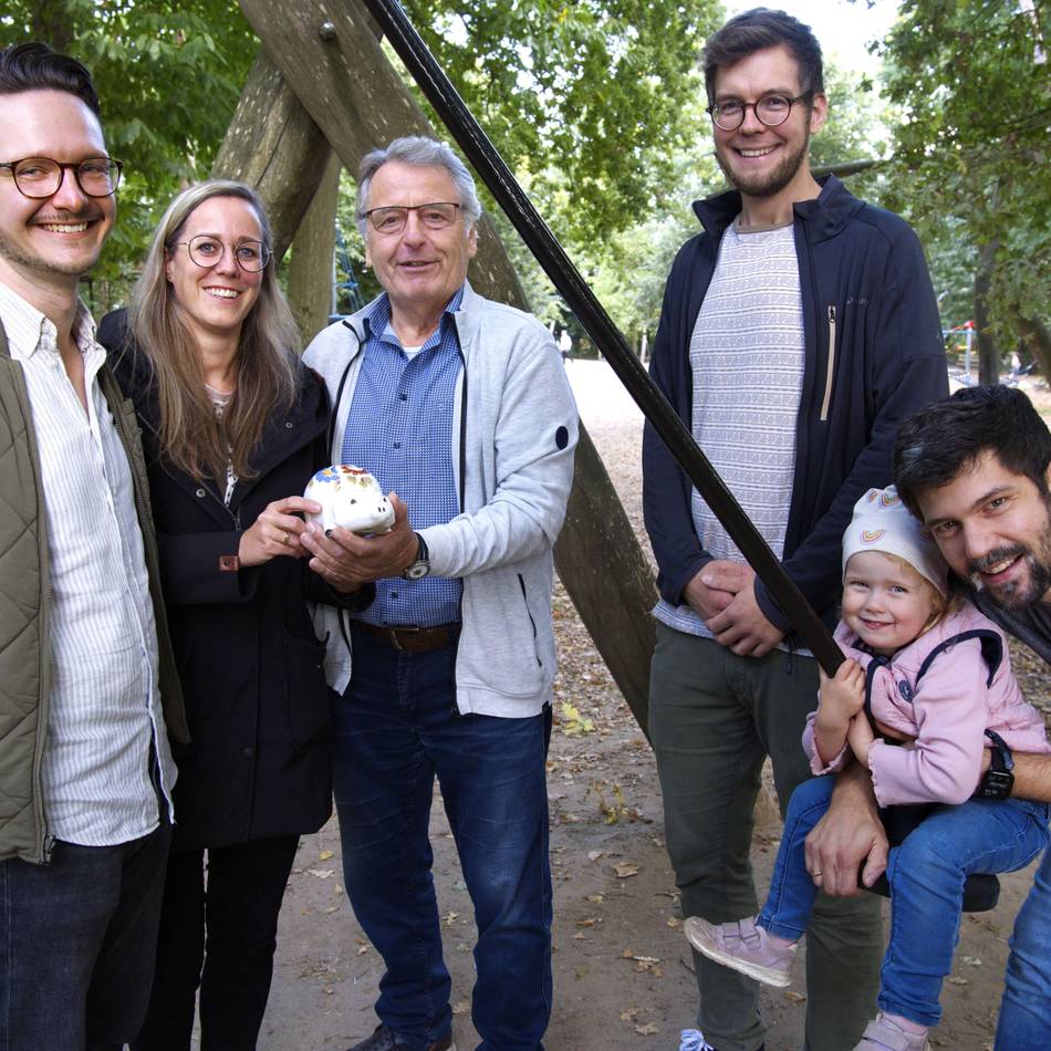 Waldspielplatz Bönninghardt: Spende soll Anstoß für neues Spielgerät sein