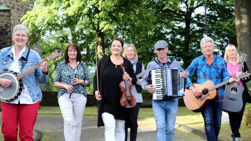 Städteübergreifendes Konzert in Lennep: „No. 4 Mill Street“ trifft auf „Dremmwel“