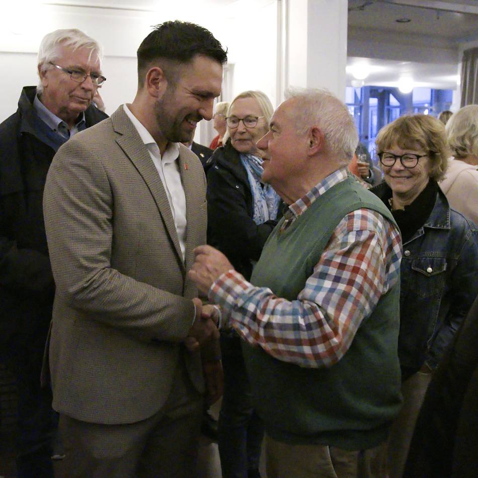 Bürgermeisterwahl in Rheinberg: Nach der Party geht sofort die Arbeit weiter