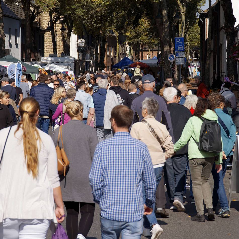 Verkaufsoffener Sonntag in Sonsbeck: Herbstmarkt lockt mit Flaniermeile