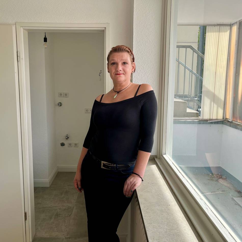 Housing First in Düsseldorf: Eine Wohnung nach neun Jahren Obdachlosigkeit – „Das ist wie ein Traum“
