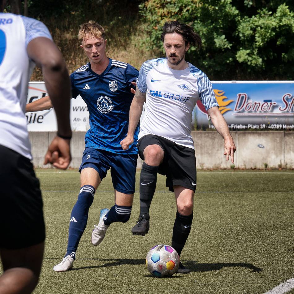 In der Fußball-Oberliga: Hömigs wilde Schlussphase mit den Sportfreunden