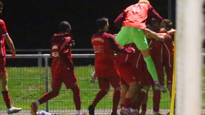 1. FC Viersen schlägt Lürrip, Odenkirchen und Brüggen marschieren: Viersener Lebenszeichen im Duell der Enttäuschten