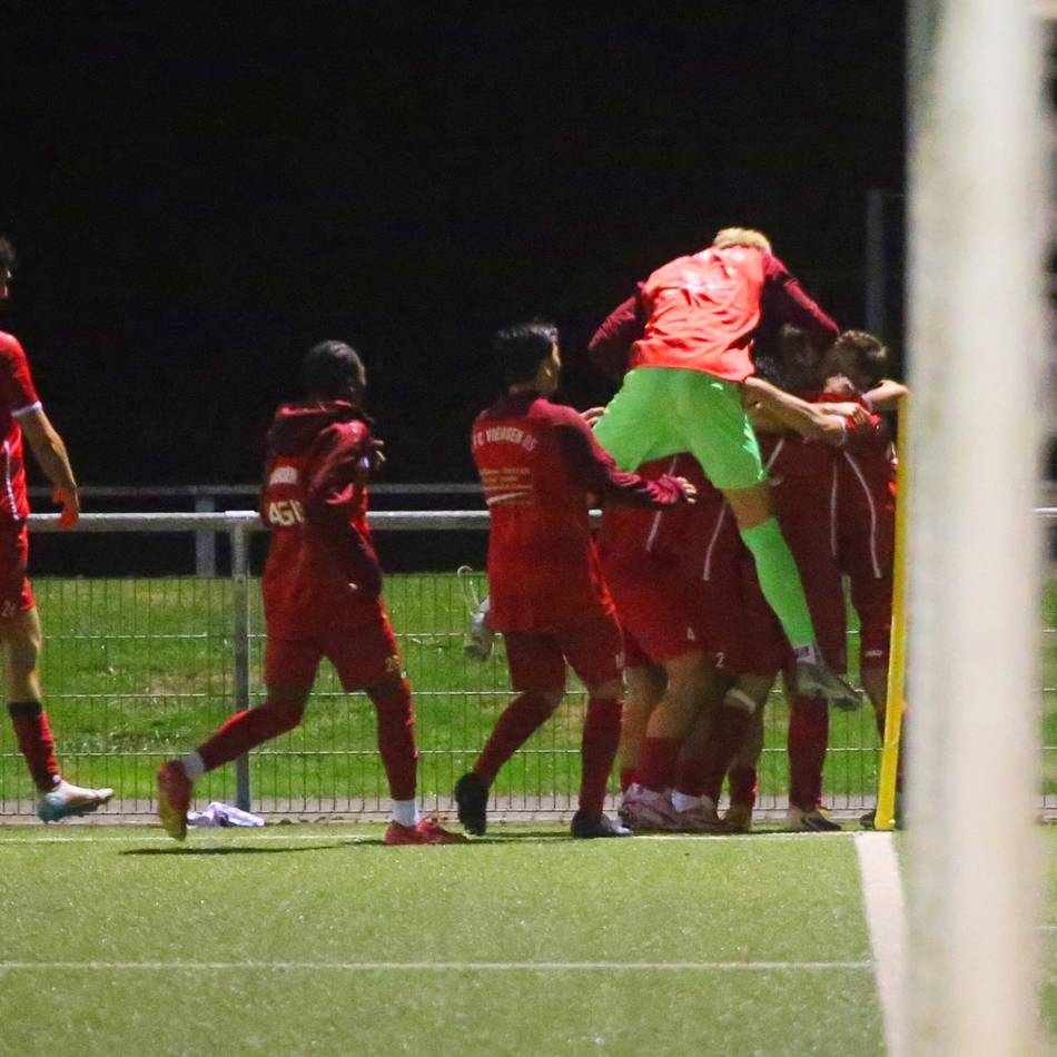 1. FC Viersen schlägt Lürrip, Odenkirchen und Brüggen marschieren: Viersener Lebenszeichen im Duell der Enttäuschten