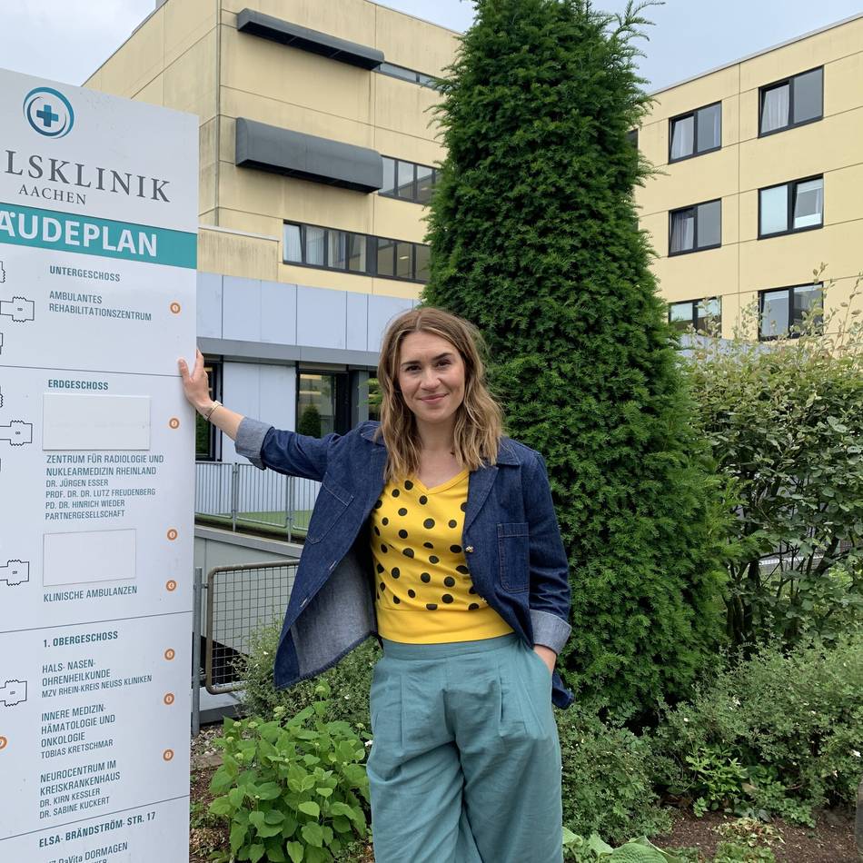 Promis in Hackenbroich: „Bettys Diagnose“: Schauspieler geben Autogramme
