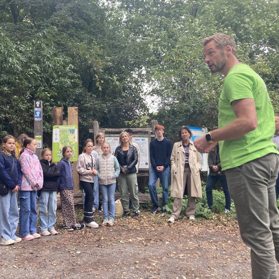Spazierengehen 2.0 in den Süchtelner Höhen: Neuer Wanderweg mit digitalen Elementen