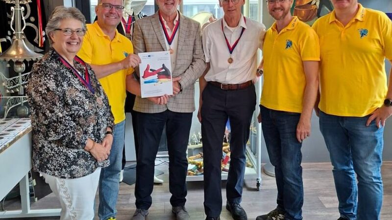 Stadtgespräch in Nettetal: Kinderflohmarkt, Karneval in Venlo und Sekt unter der Eiche