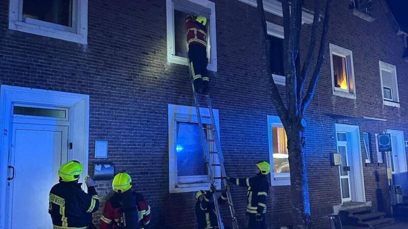 Emmerich: Zwei Einsätze in der Nacht für die Feuerwehr