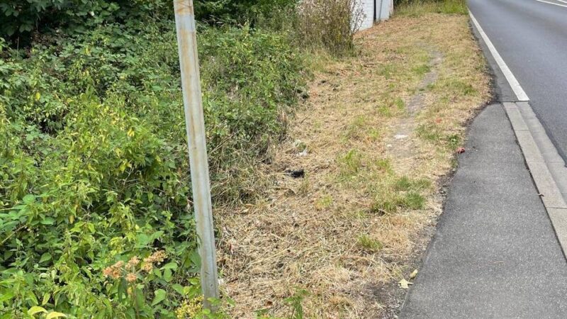 In Breitscheid: Bushaltestelle ist bisher ohne Zugang