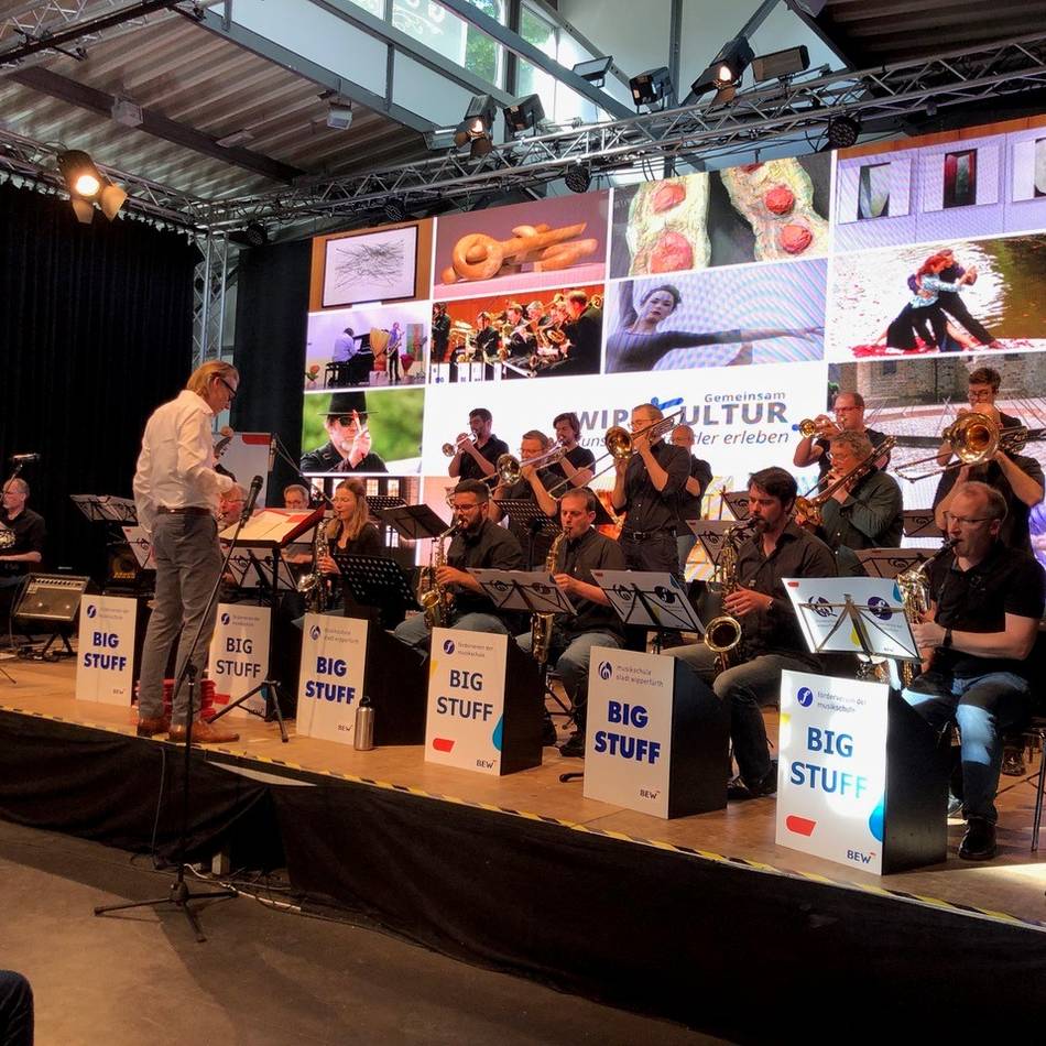 Konzert der Musikschule Wipperfürth: Bigband und Orchester treffen auf Jazzmusiker