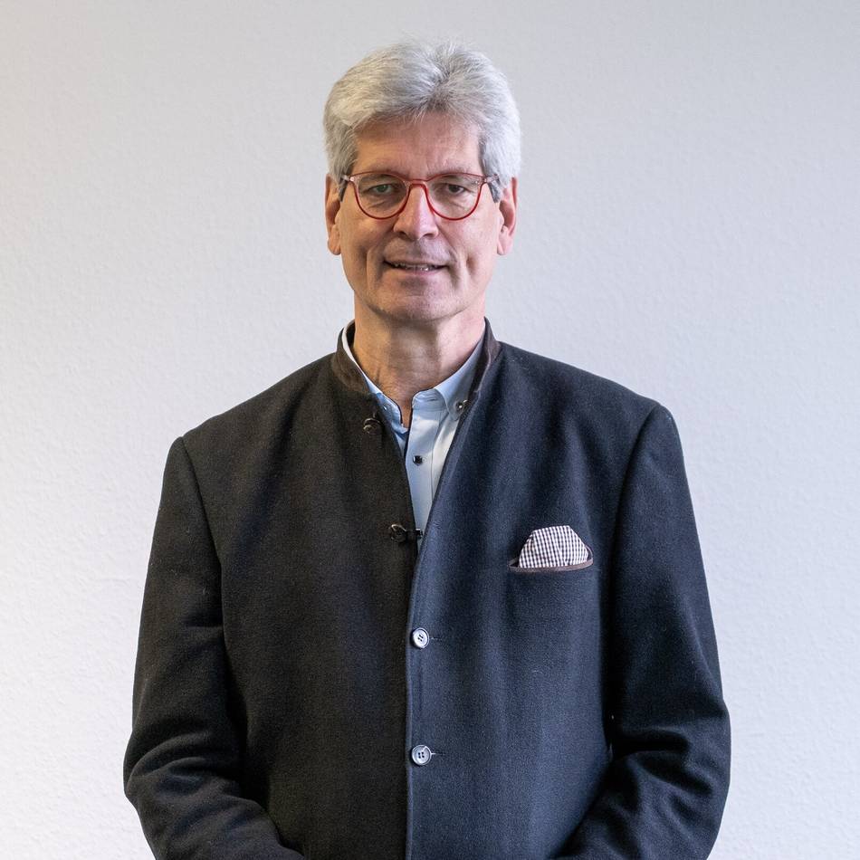Stichwahl 2025 in Mönchengladbach: OB-Kandidat im Fragenhagel – Christof Wellens (CDU) politisch und privat