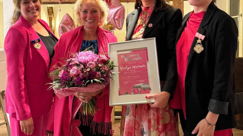 Karneval in Düsseldorf: Venetia Evelyn ist jetzt Mitglied im Venetienclub – „ein echtes Multitalent“