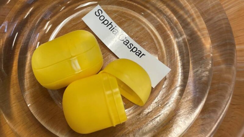 Kommunalwahl: Gleiche Stimmenanzahl — Überraschungsei entscheidet über Ratssitz