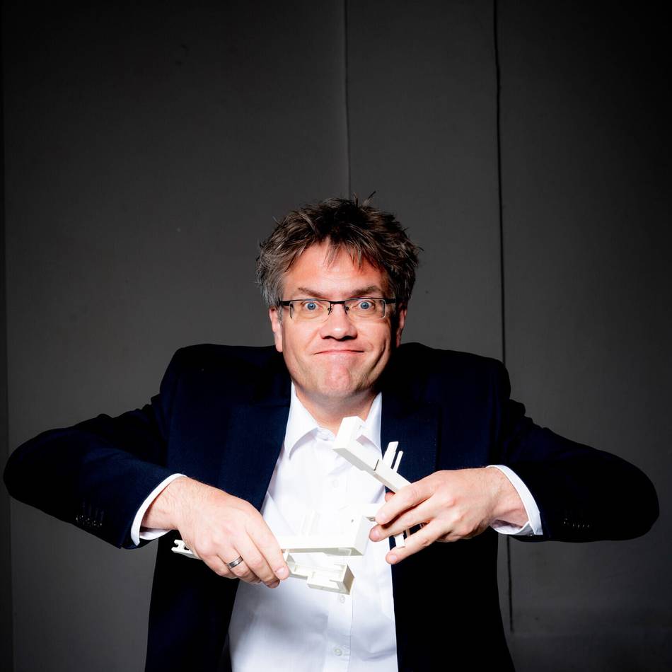Musikkabarett in Rheinberg: Matthias Reuter gastiert im Budberger Bürgerhaus