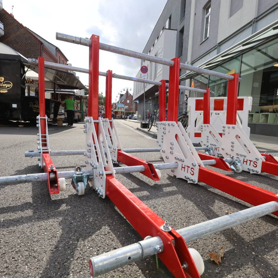 Sicherheit in Grevenbroich: Stadt setzt erstmals spezielle Terrorsperren beim City-Schützenfest ein