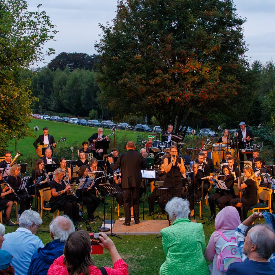 125 Jahre Kirchenmusik in Wermelskirchen: Posaunenchor-Geburtstag unter freiem Himmel