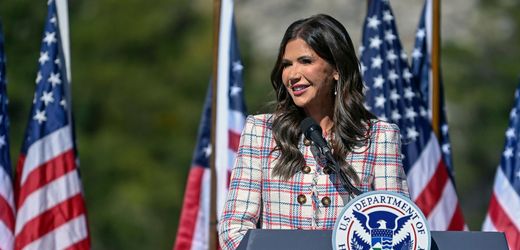 US-Heimatschutzministerin Kristi Noem bezeichnet Chicago als »Kriegsgebiet«